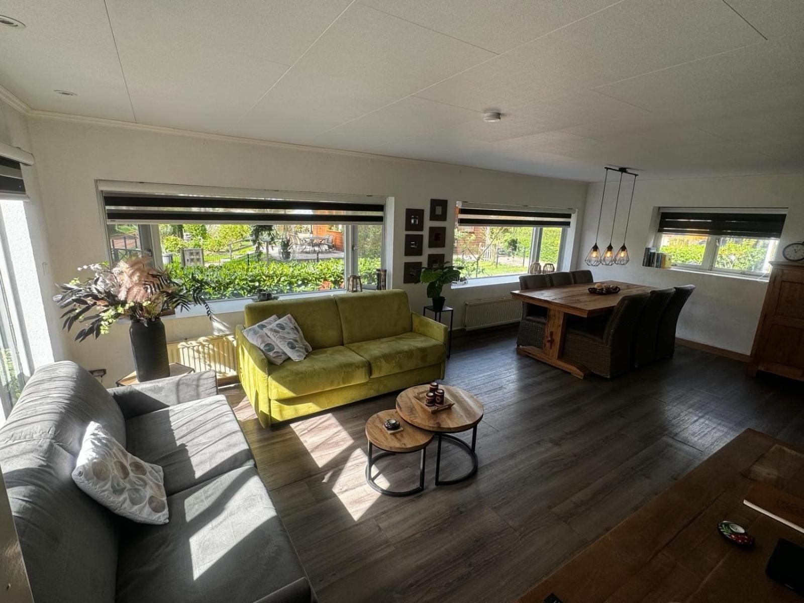 Luxe Vakantiehuis In Het Bos Overbroek Exterior foto